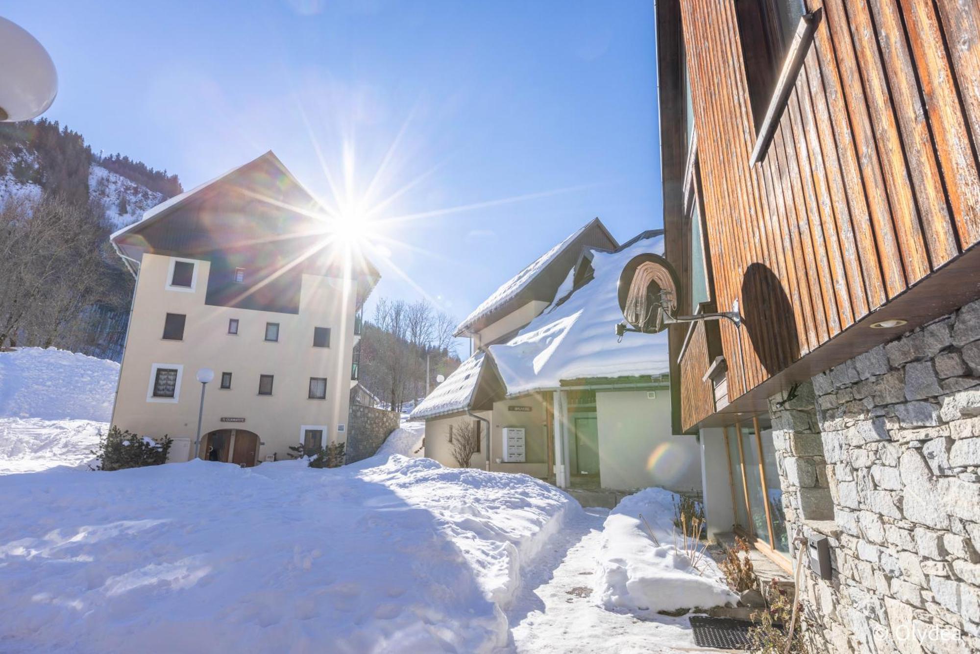 Olydea Saint-Colomban-Des-Villards Экстерьер фото